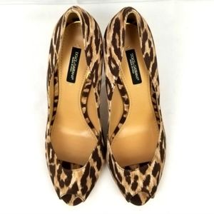 Dolce Gabbana Satin Animal Print Peep Toe Block Heels Pumps 38.5